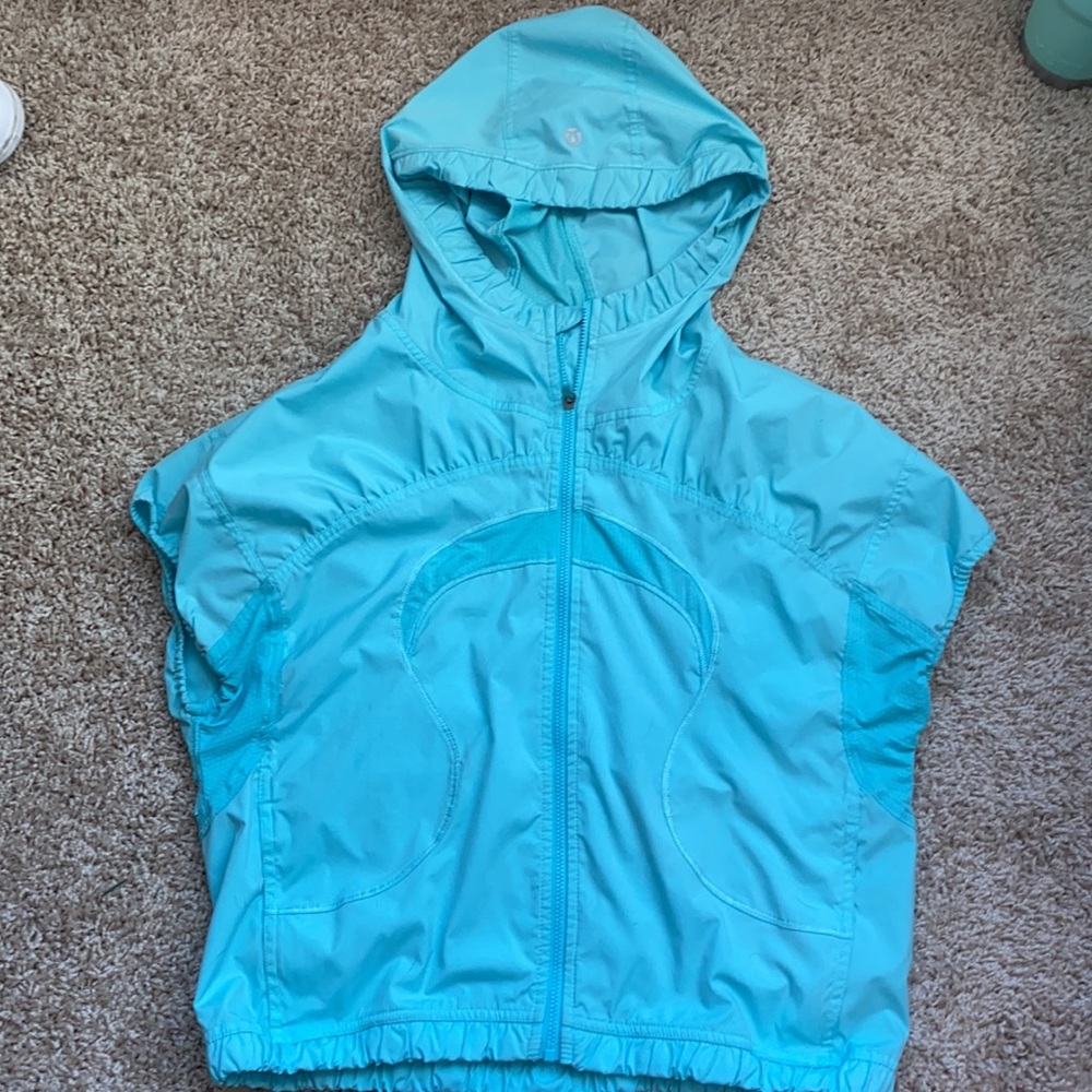 Lululemon athletica light blue running short sleeve jacket 🏃‍♀️